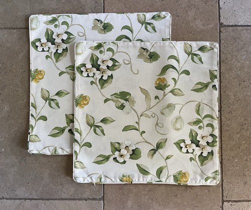 Piped cushion cover sanderson - cover,