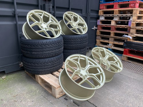 Tyres audi rs6 - 20",