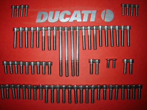 Ducati monster 600 900 - 600,