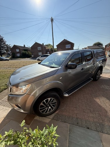 Nissan navara np300 manual - nissan,