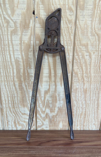 Vtg cast iron bull cattle - iron,