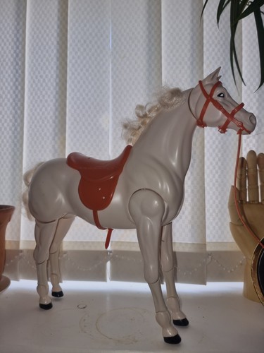 Vintage sindy tiffany horse - sindy,