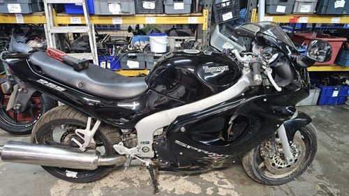 Triumph sprint 955i black - ,