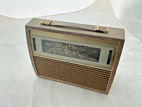 Hmv model 1420 radio early - model,