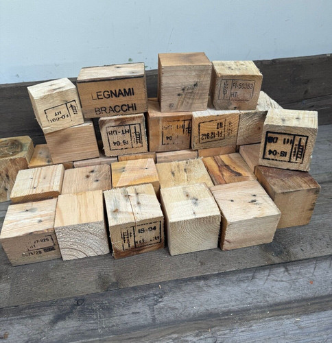 Reclaimed wooden pallet - x,