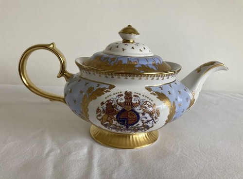 Queen elizabeth 2012 - queen, 11