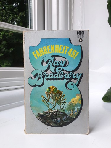 Fahrenheit 451 ray - fahrenheit,