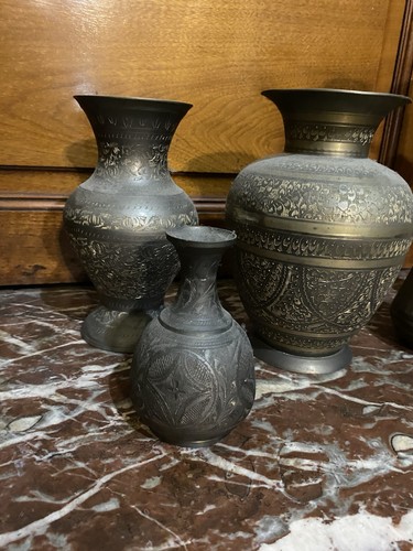 Barker and stonehouse big - and, vase