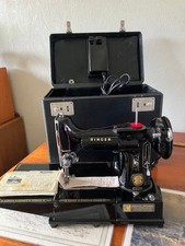 Singer 222K Vintage 1950’s Featherweight Sewing Machine with case & accessories.