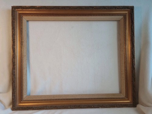 Large vintage picture frame - large,