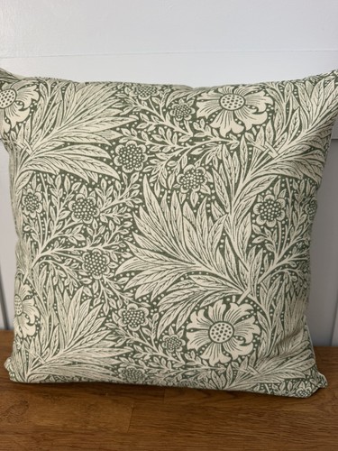 William morris marigold green - morris,