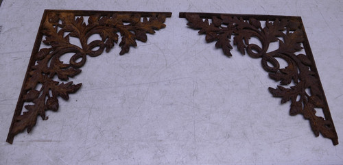 Pair cast iron - cast, bracket