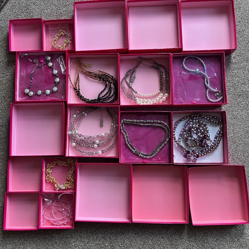 Collection new boxed - of,