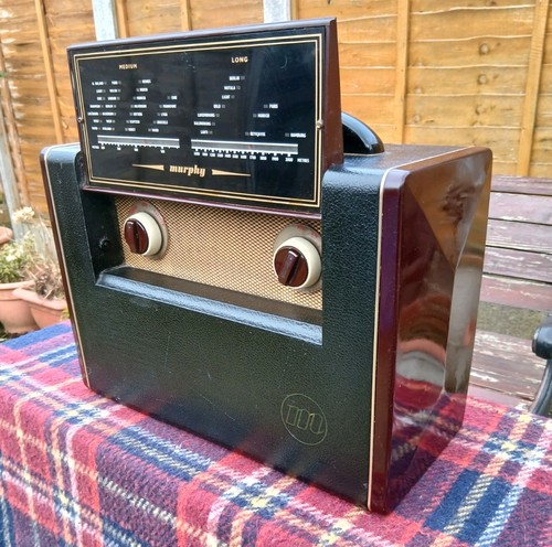 Murphy 228 valve radio good - murphy,