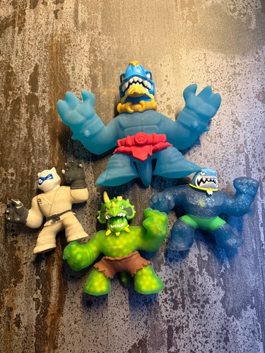 Heroes goo jit - of, figures