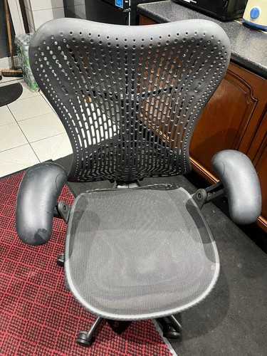 Herman miller chair - herman,