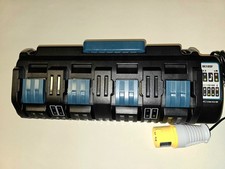 110V 4 Port Charger DC18SF For