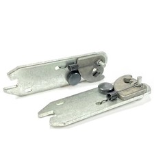 PAIR REAR BRAKE SHOE ADJUSTERS