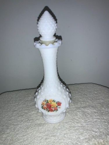 Avon milk glass hobnail bud - avon,