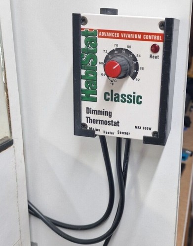 Habistat thermostat holder - habistat,