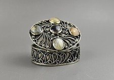 Indian Sajai Marble Stone Trinket Box or Pill Box. Vintage.