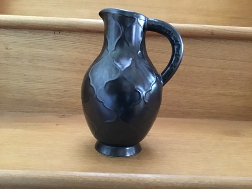 Dartmouth pottery jug with - dartmouth,