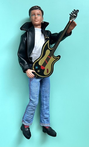 Sindy 1989 vintage - 🩶, 🩶