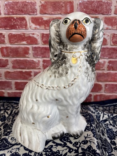 Beautiful antique tall - beautiful, 10”