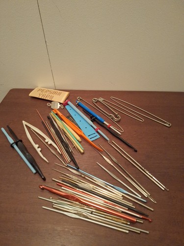 Lot crochet hooks - lot,