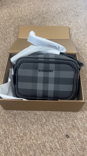 Burberry cross body bag - burberry,