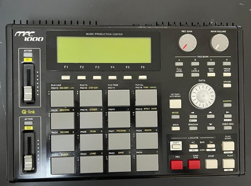 Akai mpc1000 sampler serviced - mpc1000,