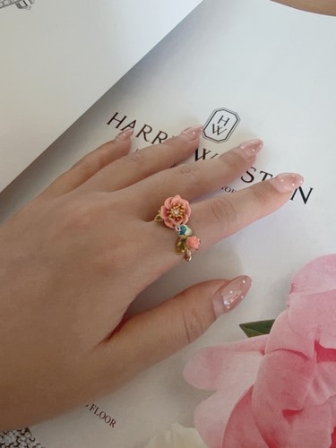 Les nereides floral ring - les,
