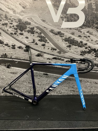 Canyon ultimate slx size - cf,