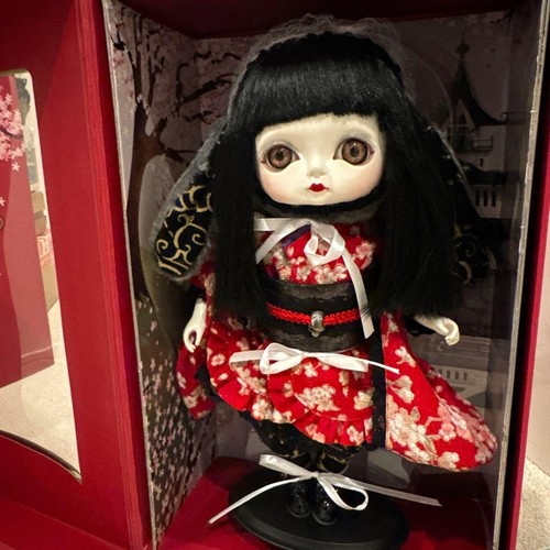 Toffy sakura doll - doll, riri