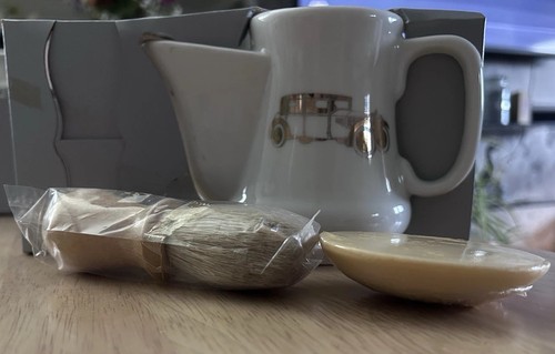 Vintage gents shaving - vintage,