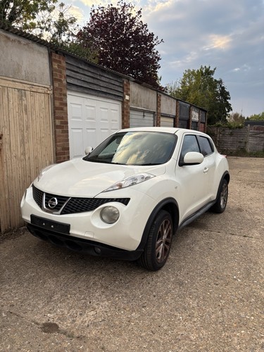 Nissan juke 2012 petrol - 2012, 1.6