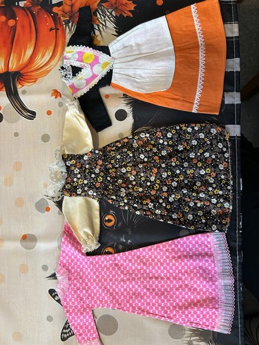 Sindy clothes bundle - sindy,