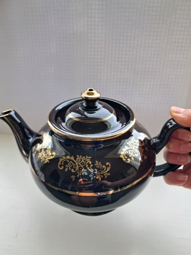 Vintage brown glazed teapot - vintage,