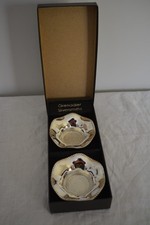 Boxed pair of Grenadier silver-plated bon bon dishes.
