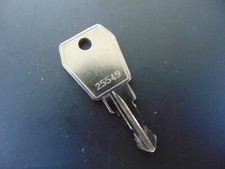 Original Kamei replacement key key 25549 for roof boxes roof box carrier