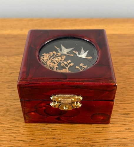 Vintage oriental lacquered - oriental,