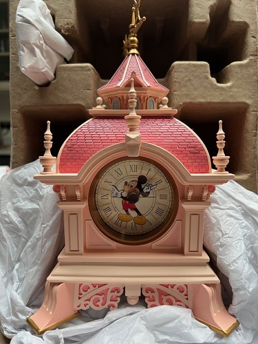 Brand new box disneyland - new,