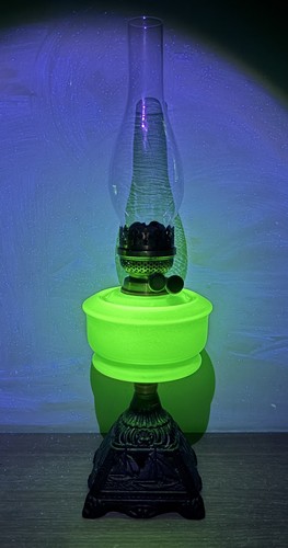 Vintage oil lamp chimney - vintage, &