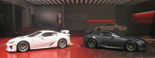 Hot wheels premium 64 - hot,