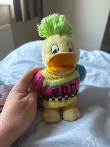 Edd the duck - duck, hand