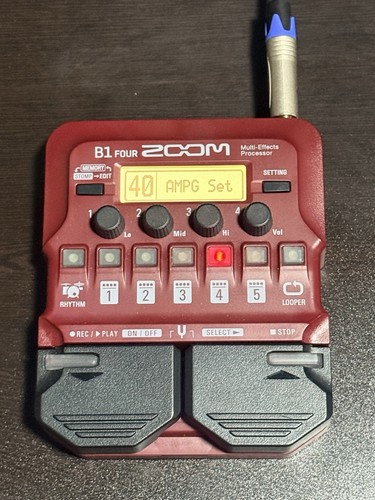 Zoom four bass multi - zoom,