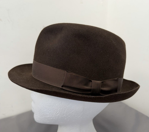 Dunn vintage brown felt - &,