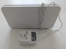 Sky Q Wireless Network Broadband Booster WiFi extender Model SE210