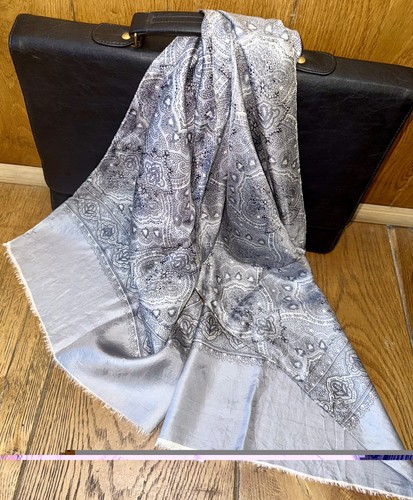 Vintage london luxe statement - luxe,