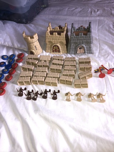 Crossbows and catapults battle - crossbows,